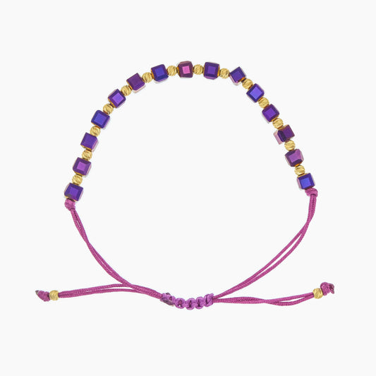 Kordelarmband mit 14-karätigen Goldkugeln und violettem kubischem Kristall, Shamballa-Stil, Länge 24 cm, edles Design und anpassbar.